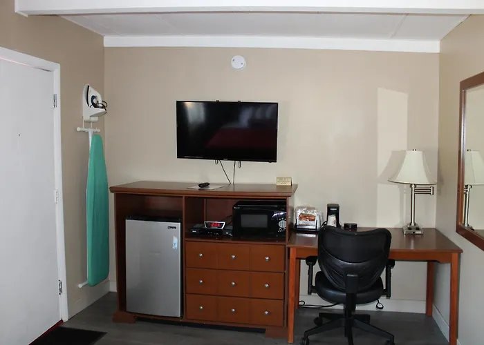 Claremont Motor Lodge